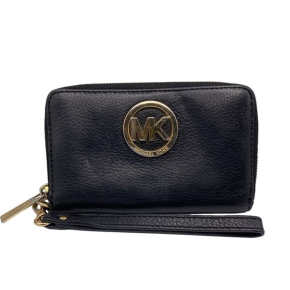 Michael Kors Black Wallet / Wristlet - Picture 1 of 8
